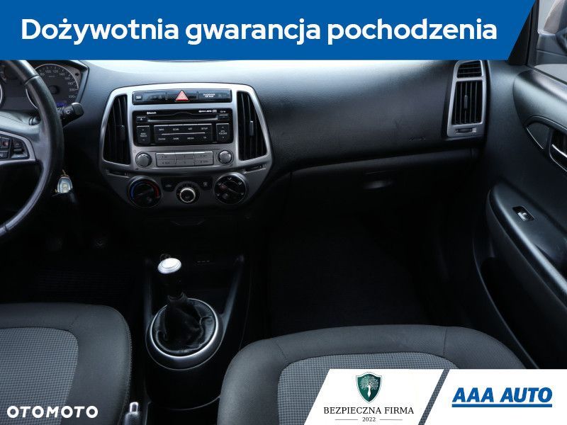 Hyundai i20 - 10