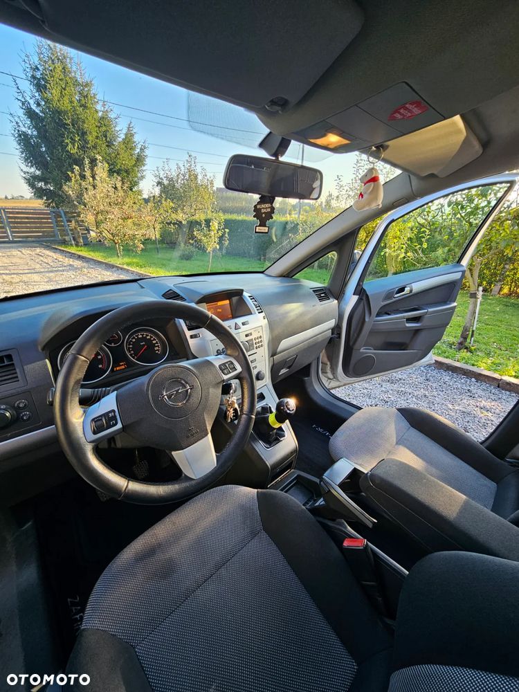 Opel Zafira 1.7 CDTI - 15