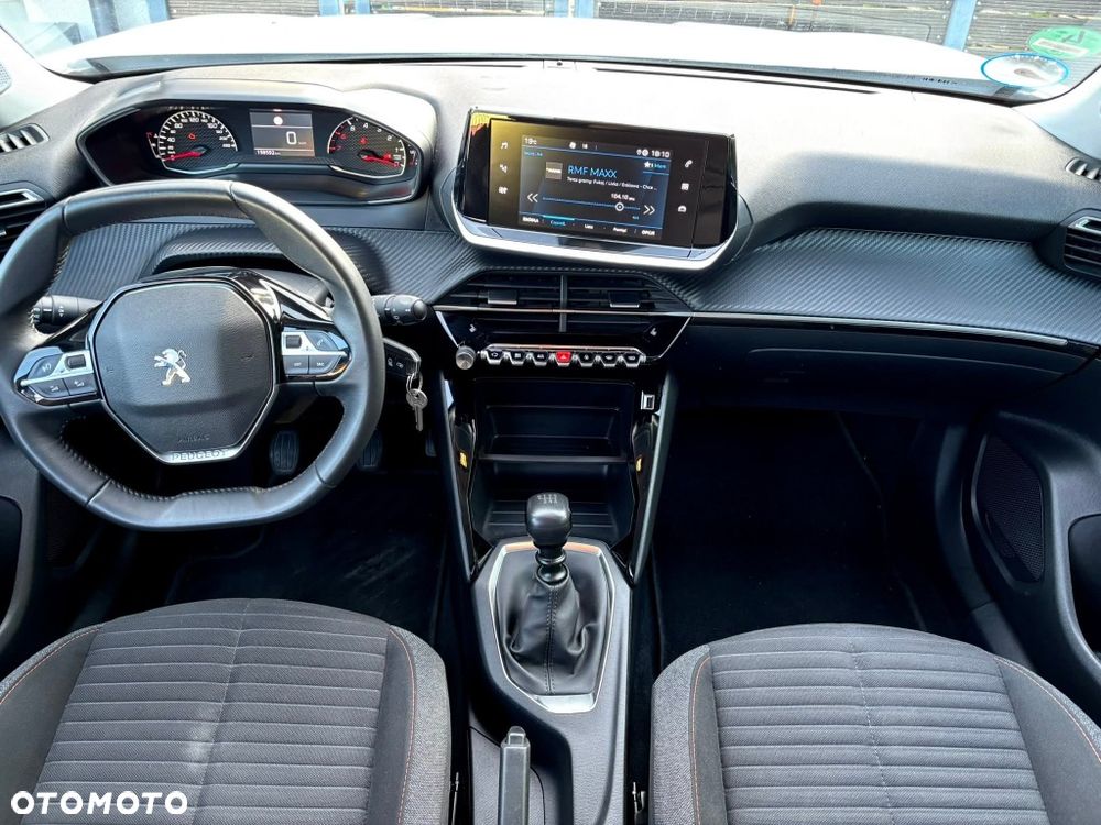 Peugeot 2008 - 5