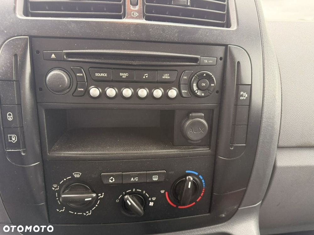 Peugeot Expert - 12