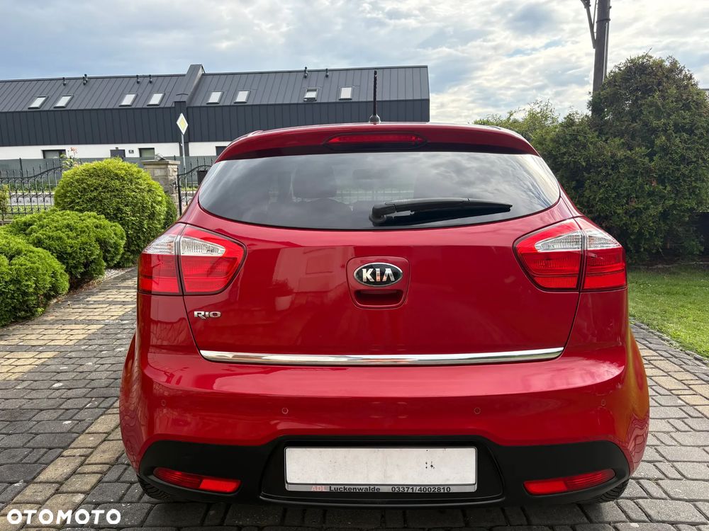 Kia Rio - 5