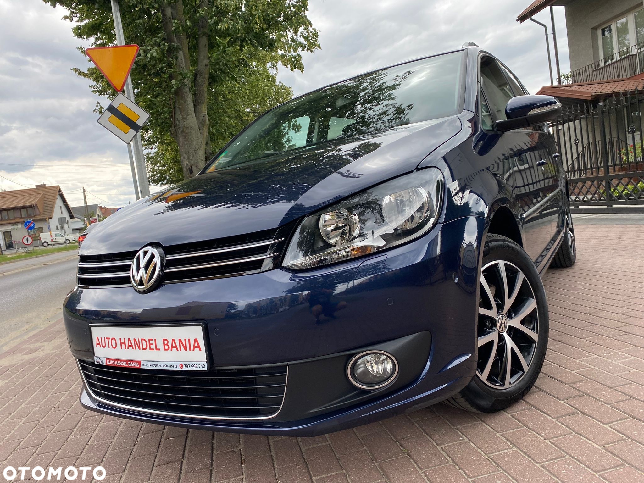Volkswagen Touran 1.6 TDI DPF Comfortline DSG - 3
