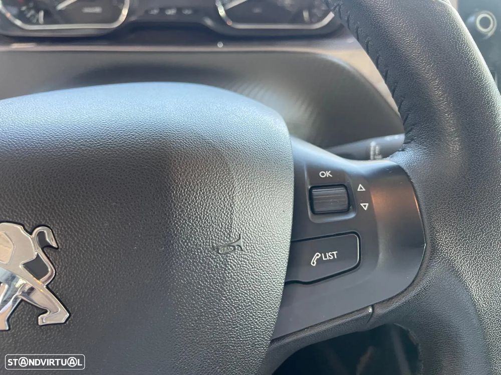 Peugeot 2008 1.2 VTi Access - 18
