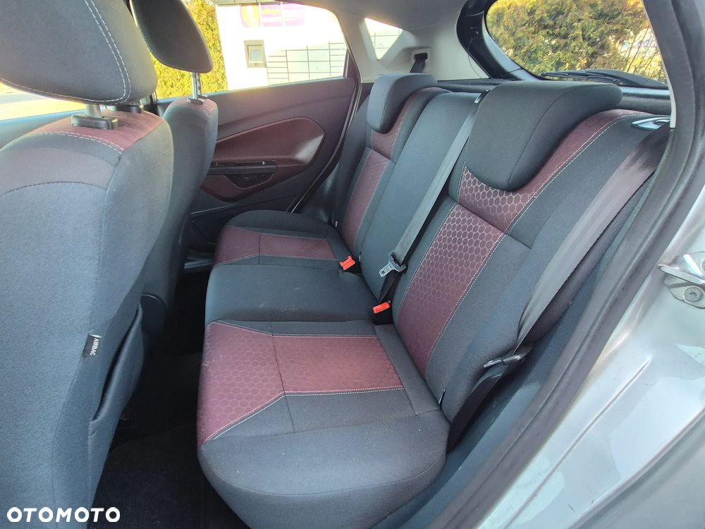 Ford Fiesta 1.4 Titanium - 29