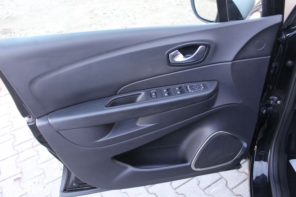 Renault Captur 1.3 Energy TCe S-Edition - 12