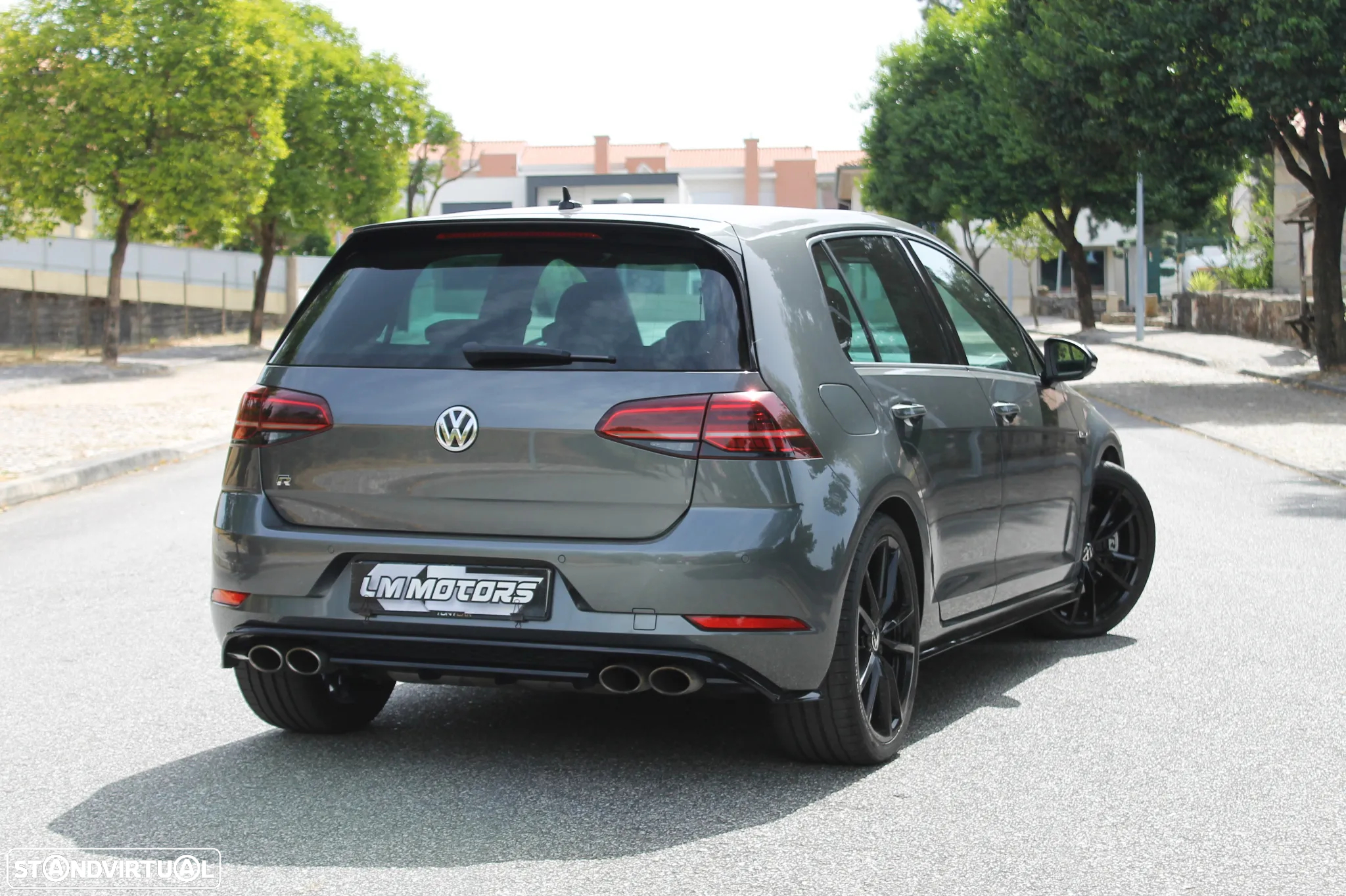 VW Golf R 4Motion (BlueMotion ) DSG - 9