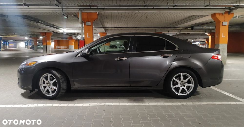 Honda Accord 2.0 Elegance - 2
