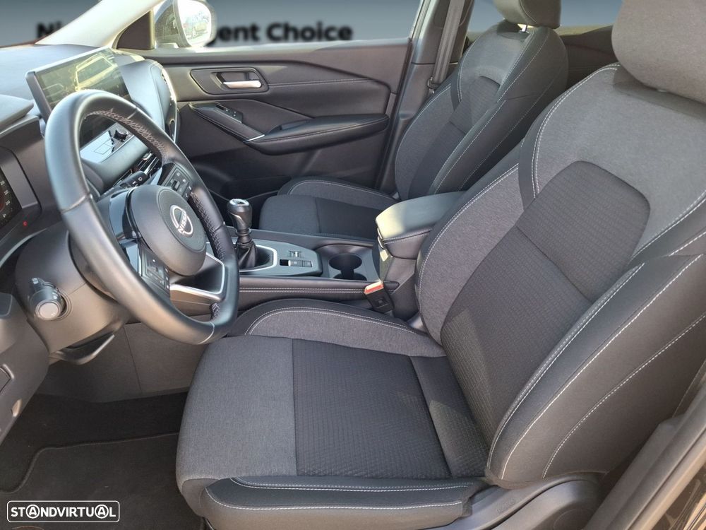 Nissan Qashqai 1.3 DIG-T N-Connecta LED+SKY - 16