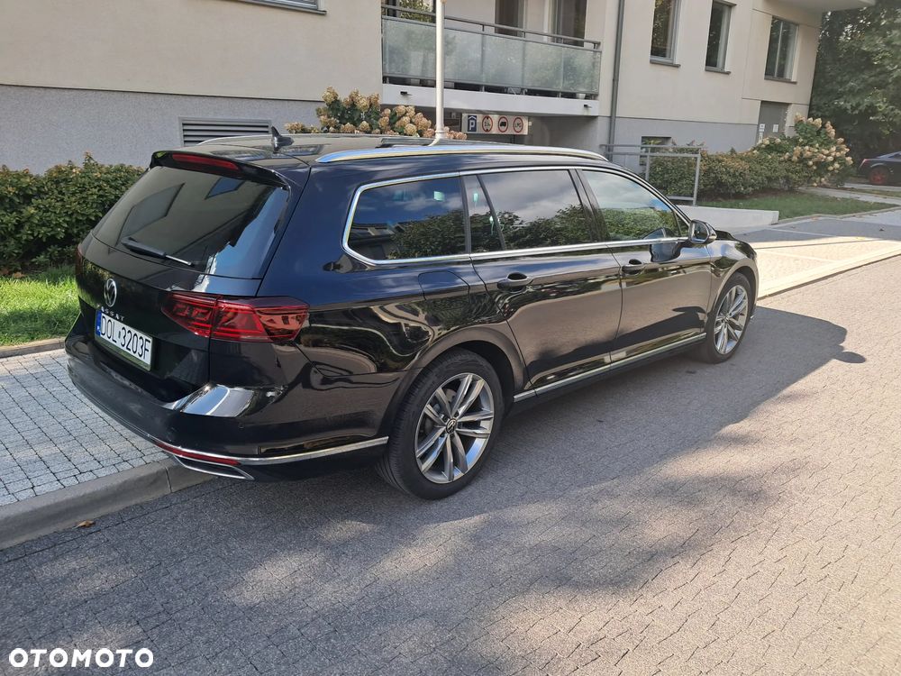Volkswagen Passat Variant 2.0 TDI SCR DSG Business - 1