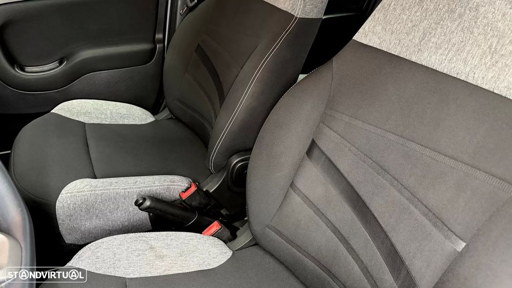 Fiat Panda 1.0 Hybrid City Life - 24