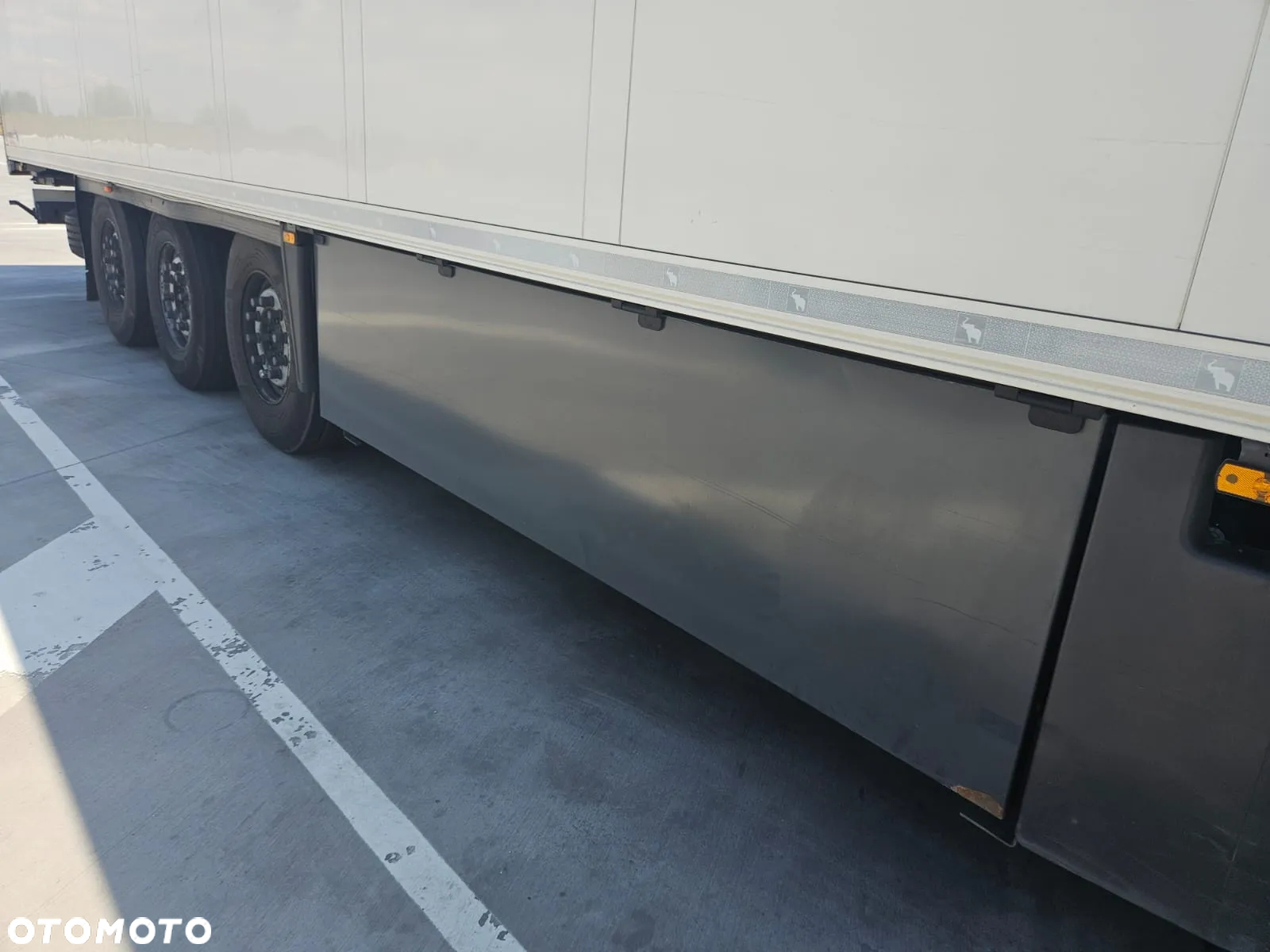 Schmitz Cargobull - 3