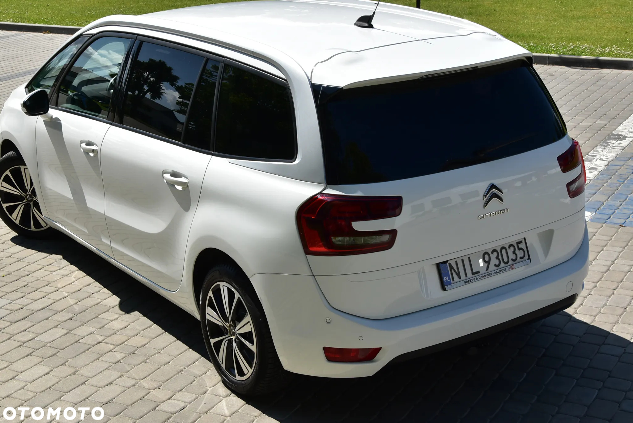 Citroën C4 Grand Picasso 2.0 BlueHDi Exclusive - 27