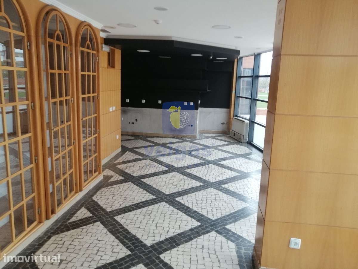 Loja Parque das Nações - Grande imagem: 2/23