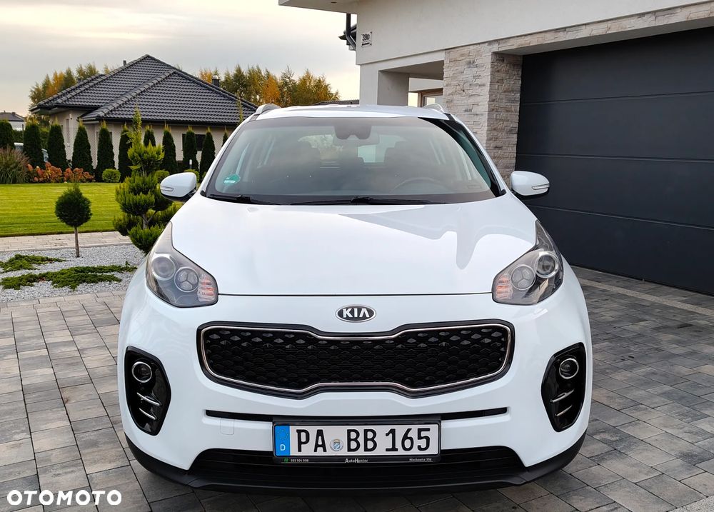 Kia Sportage 1.6 GDI 2WD Dream-Team Edition - 2