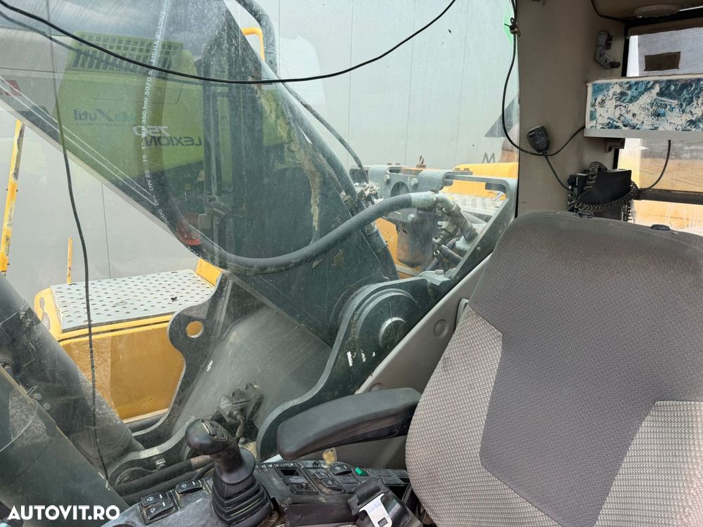 Volvo EC290 Excavator - 5