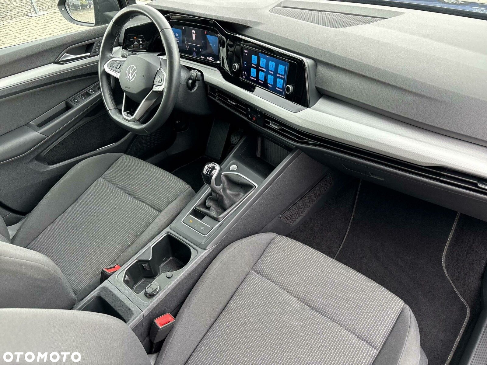 Volkswagen Golf VIII 1.0 TSI Life - 14