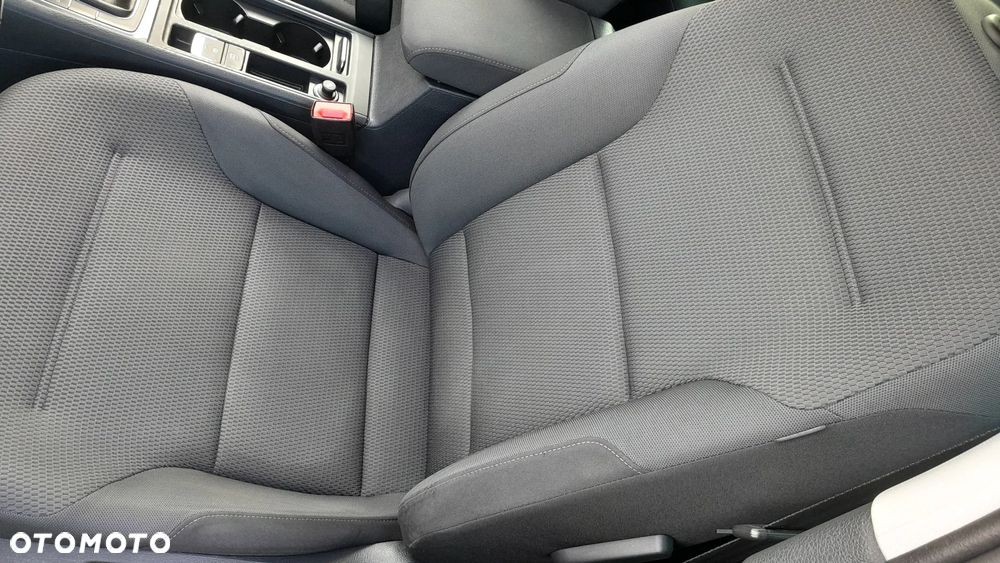 Volkswagen Golf - 14
