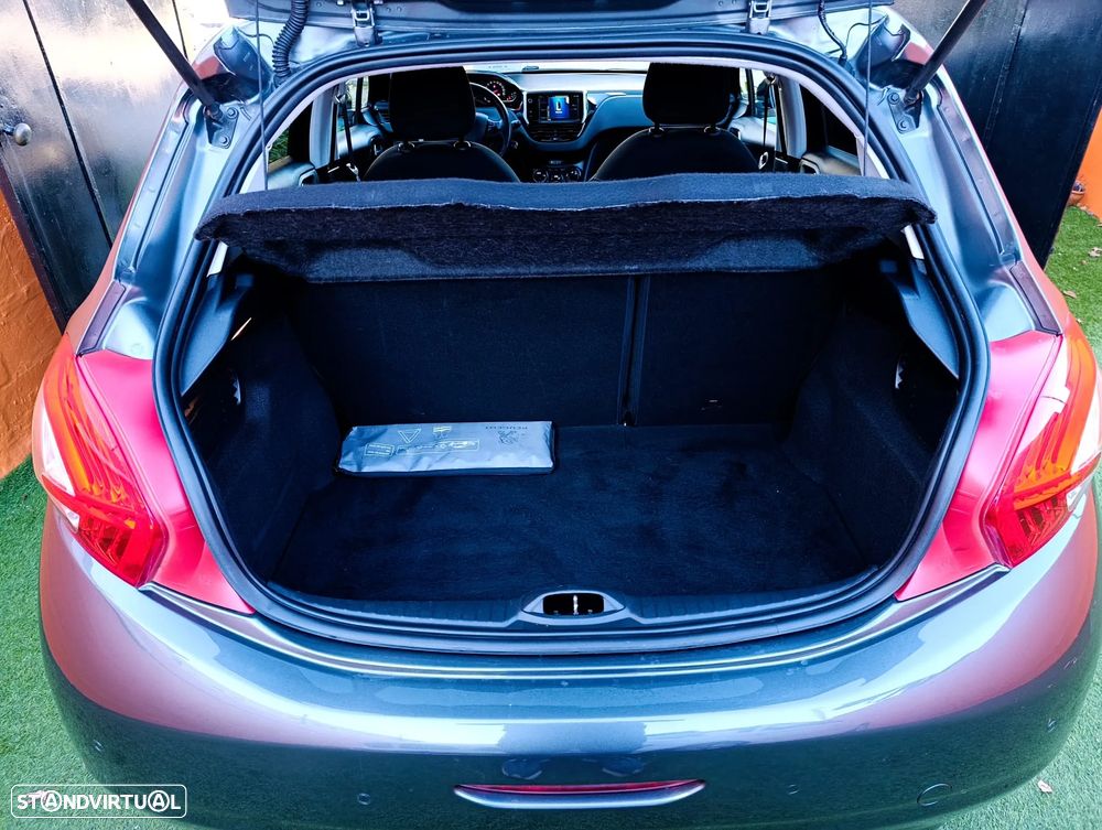 Peugeot 208 1.2 VTi SE Style - 14