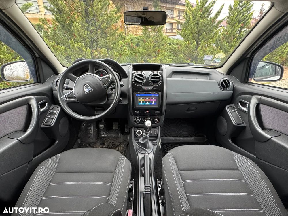 Dacia Duster dCi 110 FAP 4x4 Blackshadow - 21
