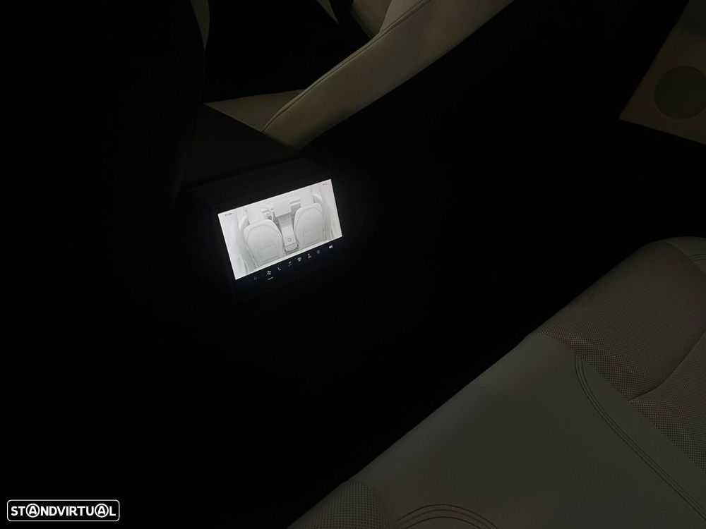 Tesla Model 3 RWD - 5