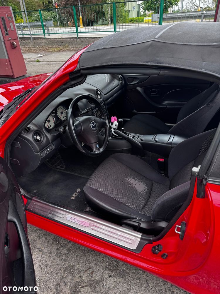 Mazda MX-5 1.6i 16V - 10