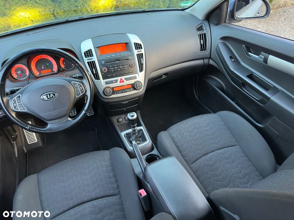 Kia ProCeed 1.6 CRDi EX - 25