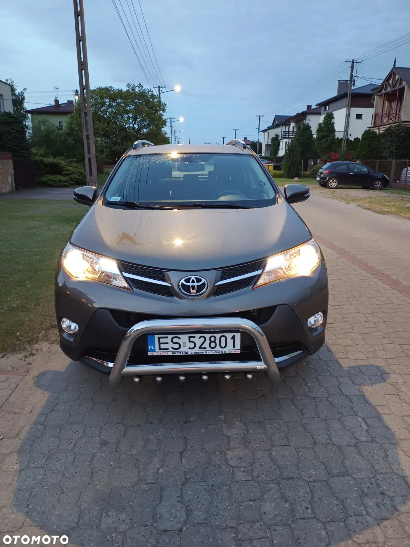 Toyota RAV4 2.0 D-4D Premium 4x2 - 2