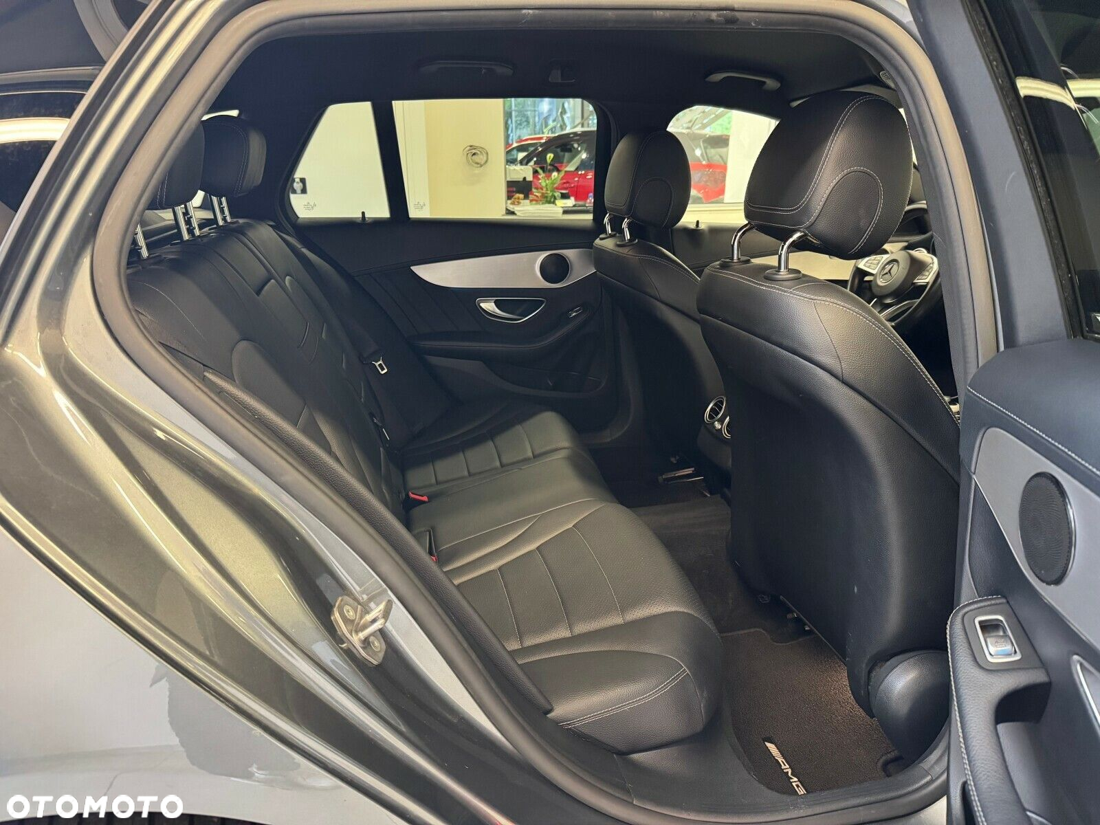 Mercedes-Benz Klasa C 200 4-Matic 7G-TRONIC - 12