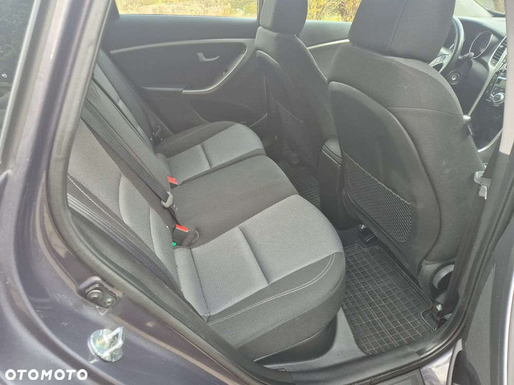 Hyundai i30 1.6 GDI Comfort - 10