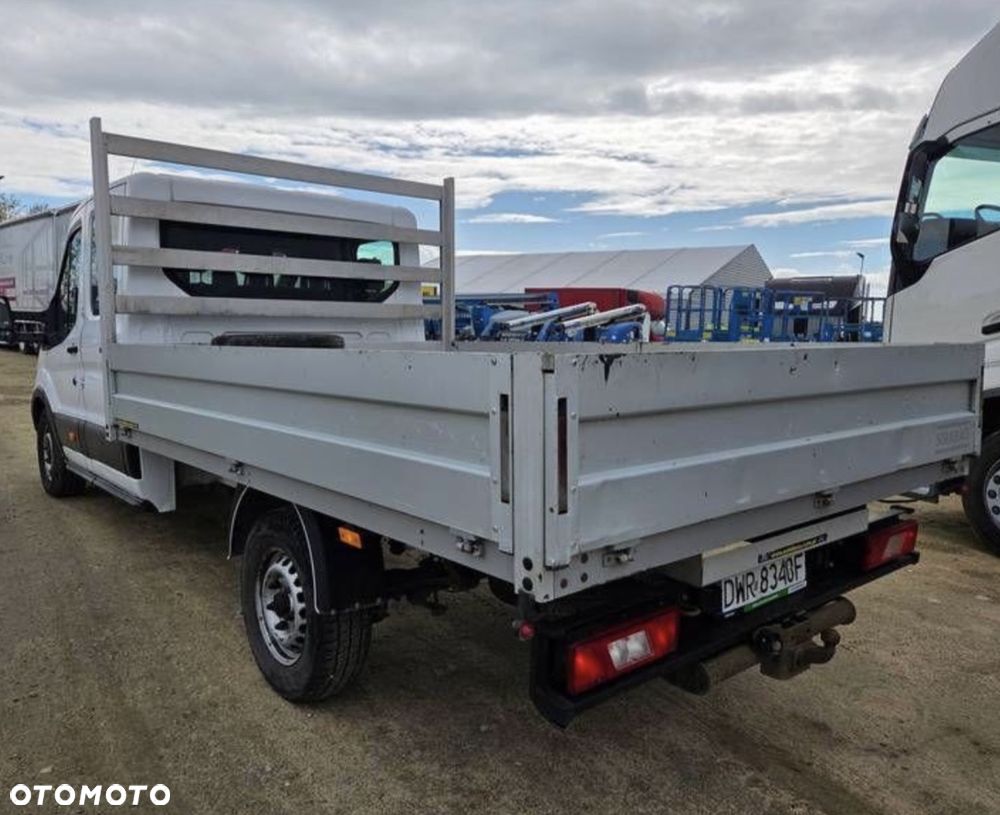Ford Transit - 4
