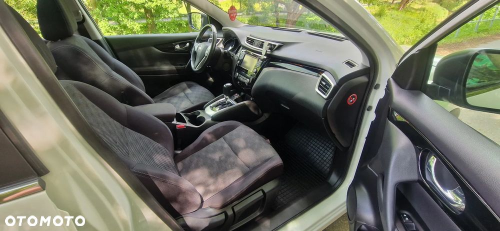 Nissan Qashqai 1.2 DIG-T Xtronic TEKNA - 11
