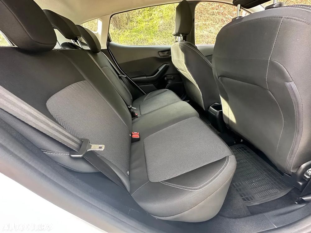 Ford Fiesta 1.1 Trend Connected - 17