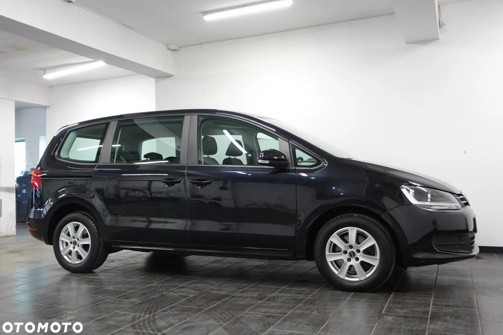 Volkswagen Sharan 2.0 TDI BlueMotion Technology Comfortline - 12