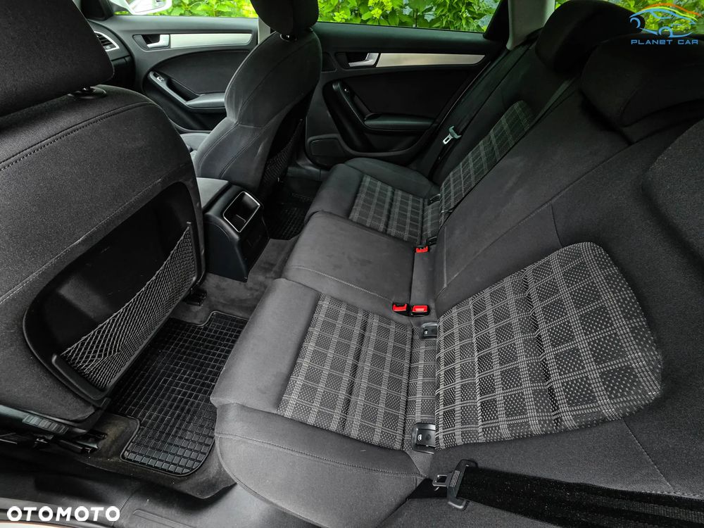 Audi A4 Avant 2.0 TDI DPF clean diesel quattro S line Sportpaket - 14