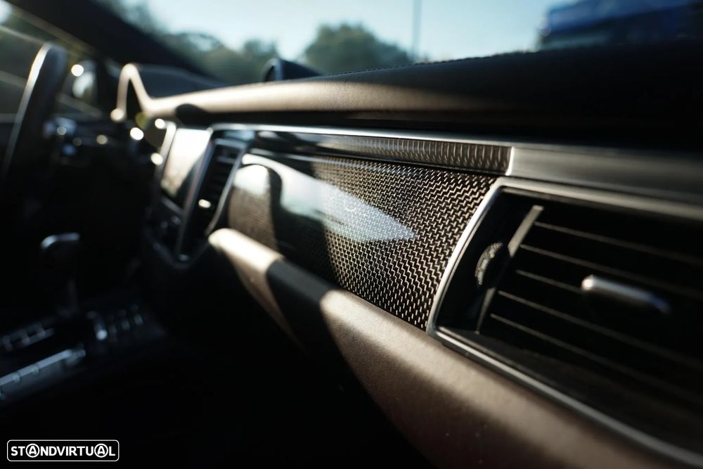 Porsche Macan Turbo Performance Package - 28