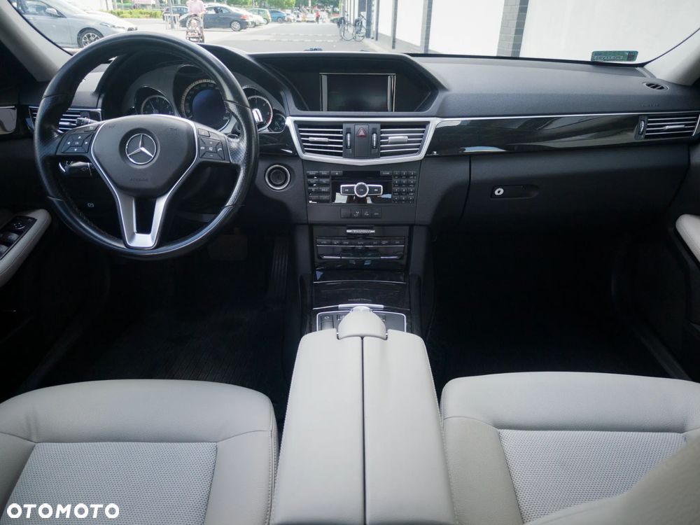Mercedes-Benz Klasa E 220 BlueTEC 9G-TRONIC Avantgarde - 31