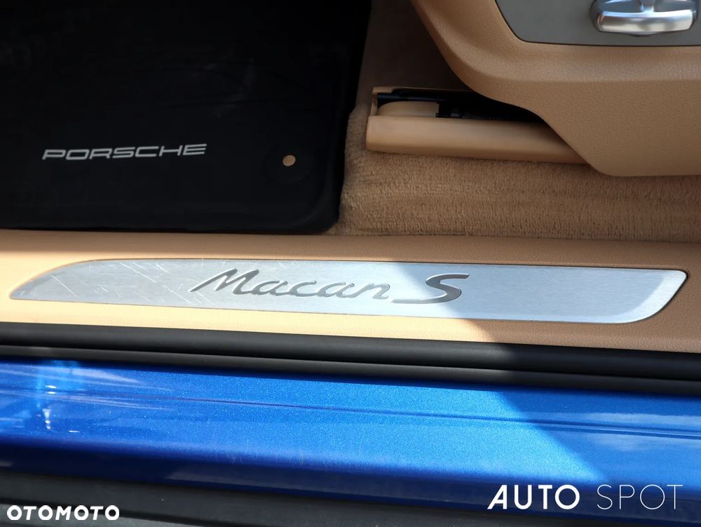 Porsche Macan S - 17