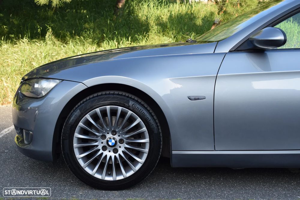 BMW 320 d Coupe Auto - 26