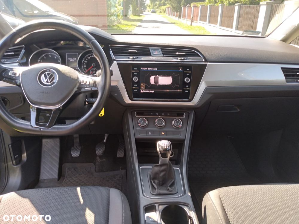 Volkswagen Touran 1.5 TSI EVO Trendline - 8