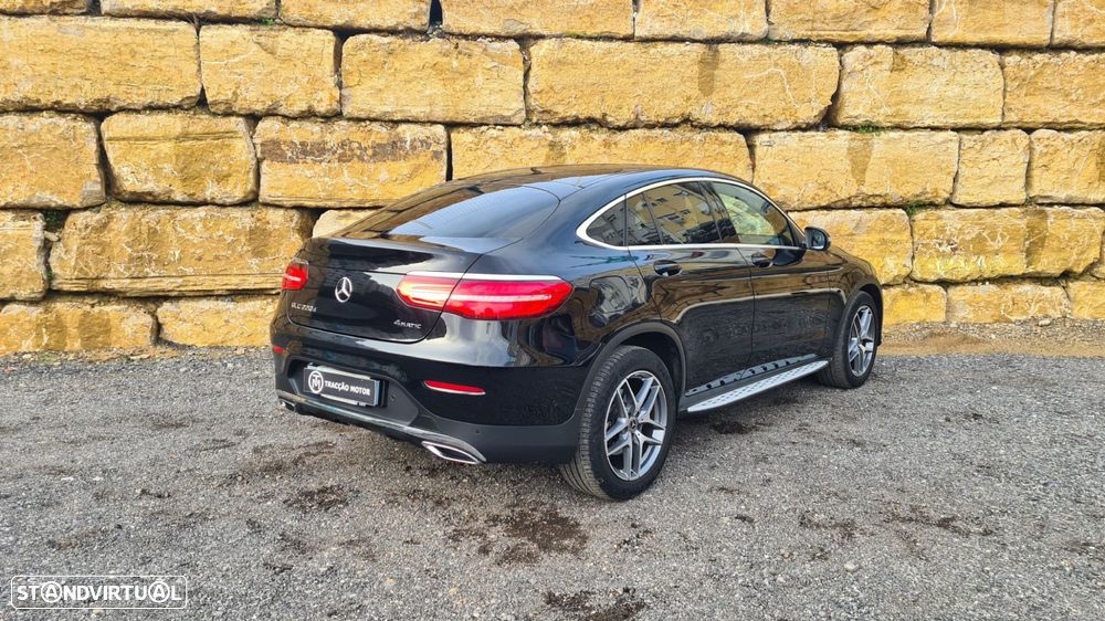Mercedes-Benz Glc 220 2018 photo 2