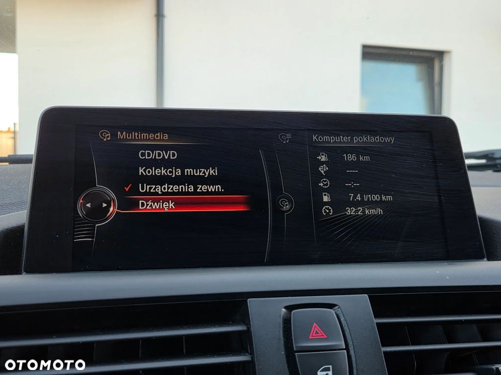 BMW Seria 1 116d - 26