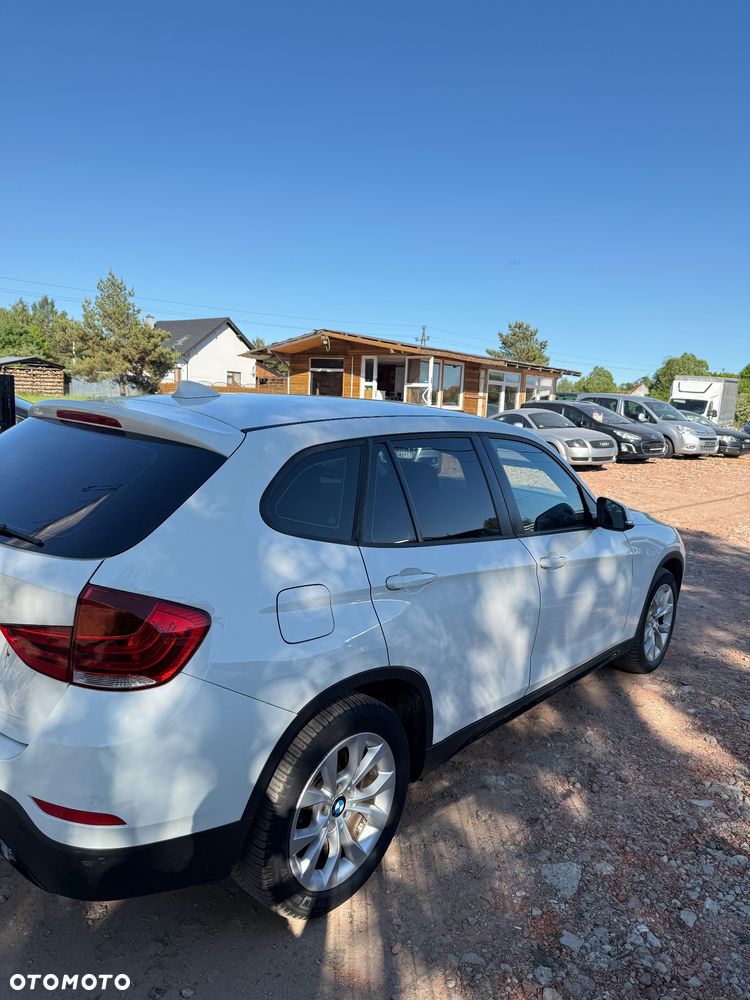 BMW X1 sDrive18i xLine - 12