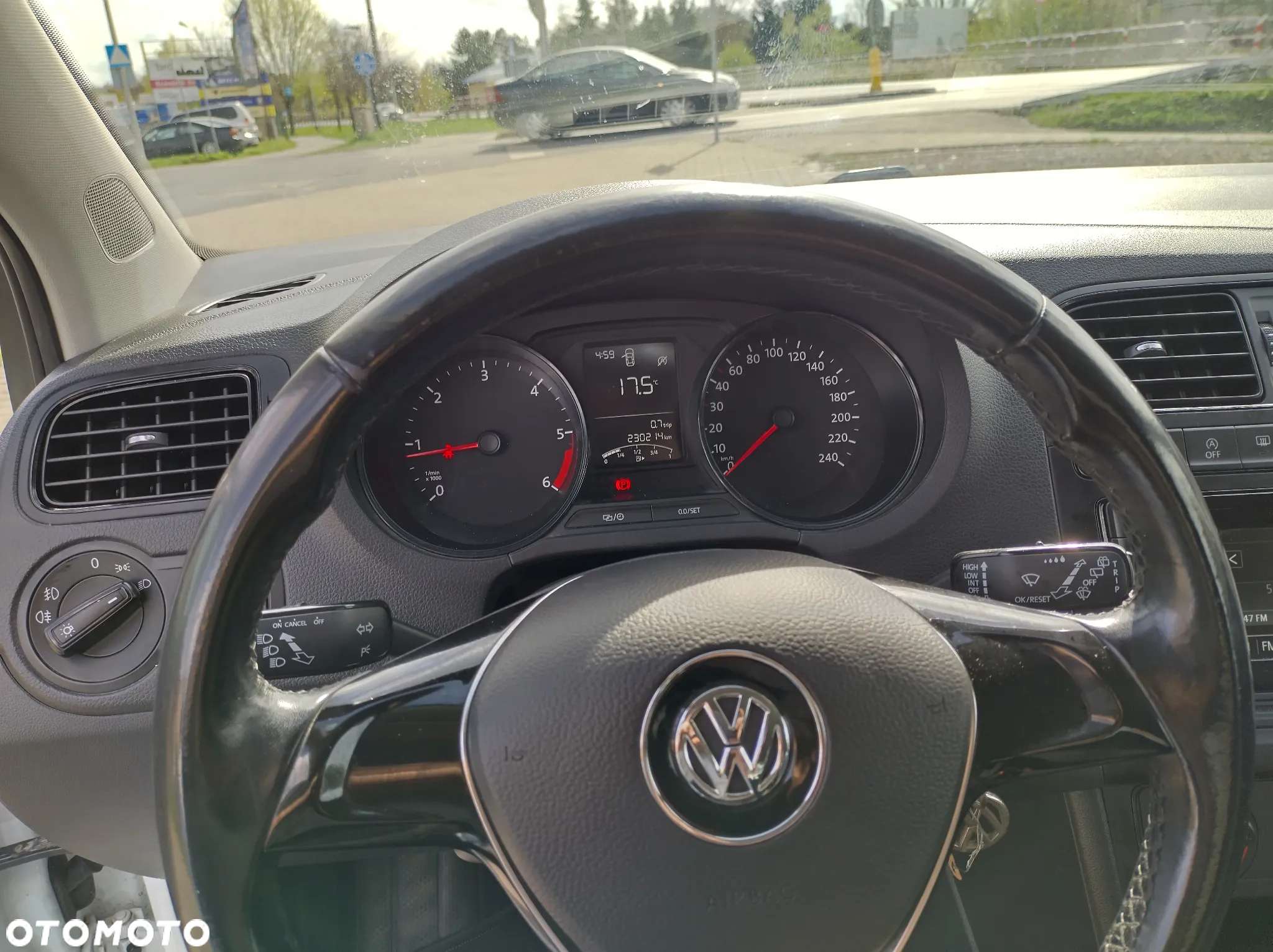 Volkswagen Polo 1.4 TDI (Blue Motion Technology) Comfortline - 10