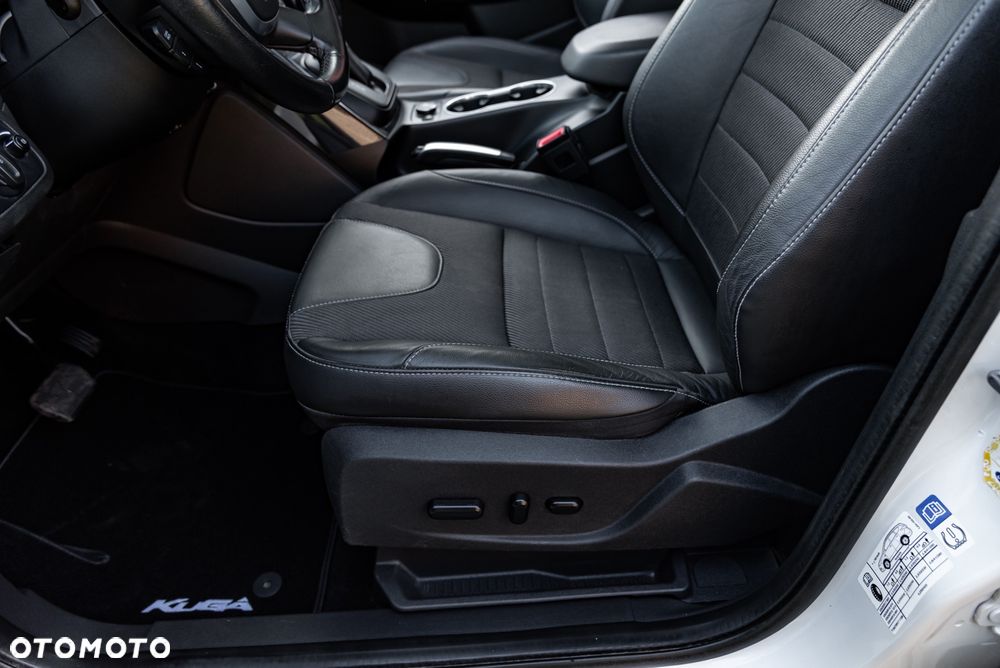 Ford Kuga 2.0 TDCi 4x4 Titanium - 19