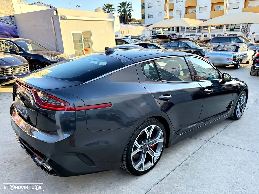 Kia Stinger 3.3 T-GDI GT - 3