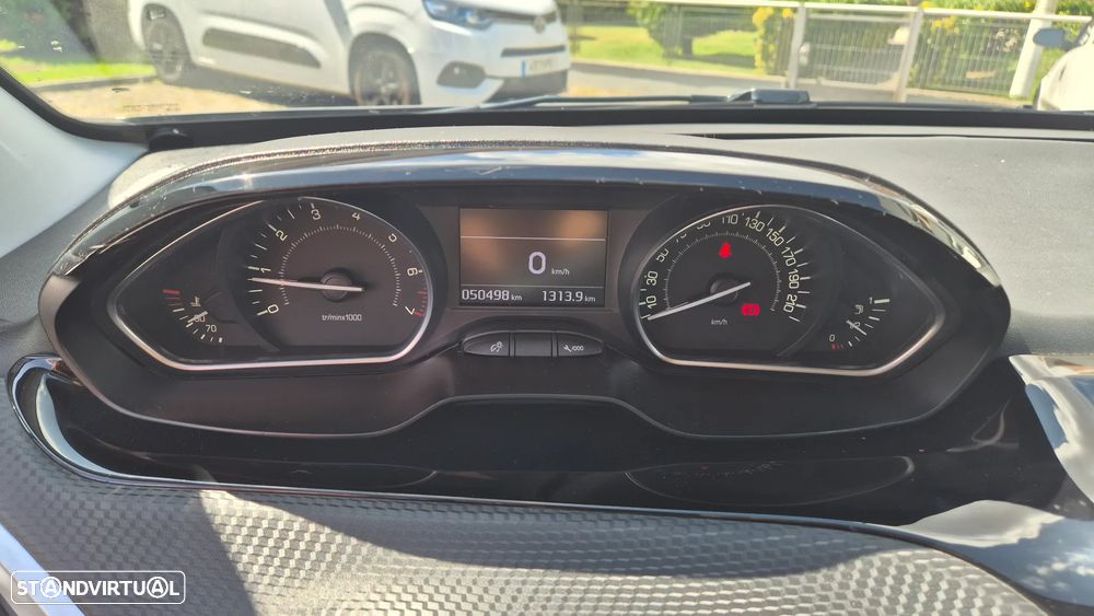 Peugeot 2008 1.2 PureTech Style - 7