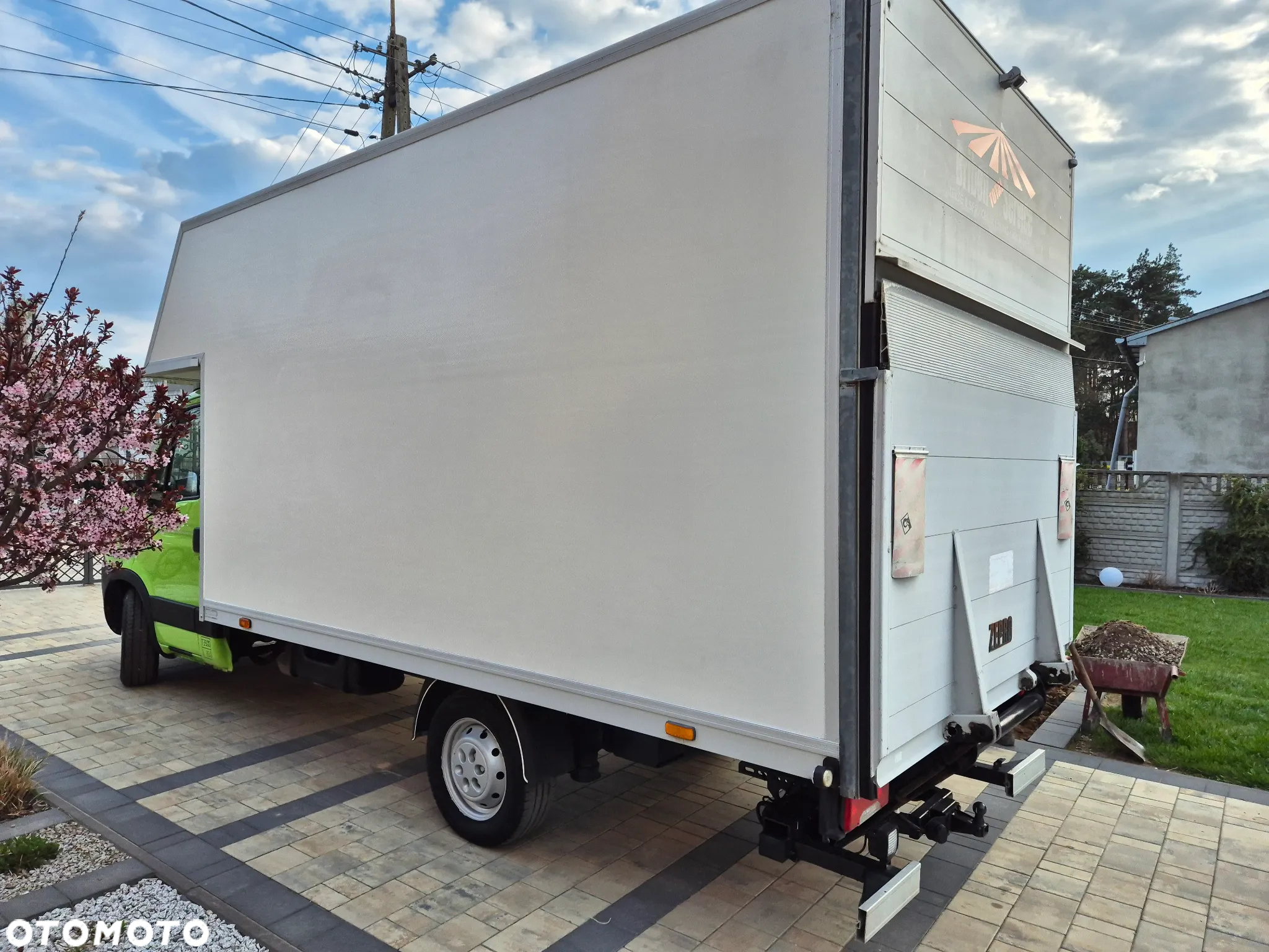 Iveco DAILY 35S18 KONTENER 4.20 WINDA KLIMA - 3