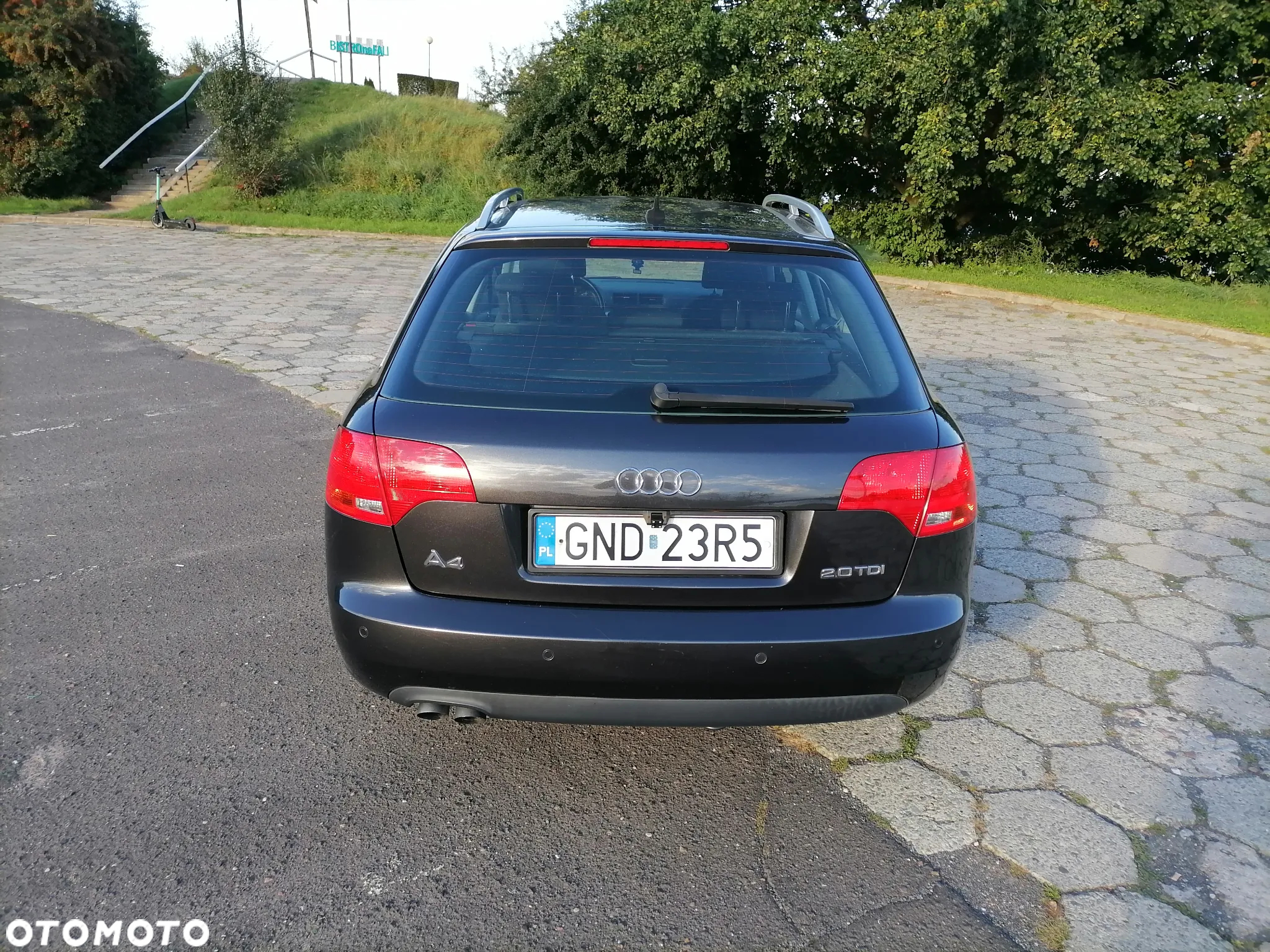 Audi A4 Avant 2.0 TDI - 9