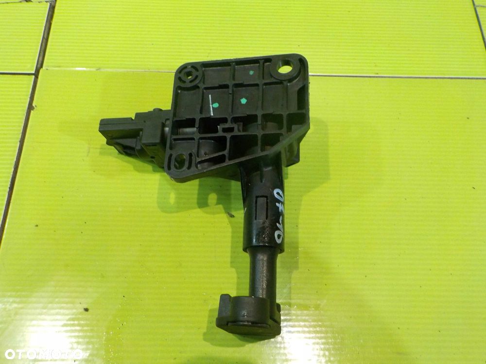 CHRYSLER GRAND VOYAGER V 09r spryskiwacz lampy lewy przod 014609 - 14