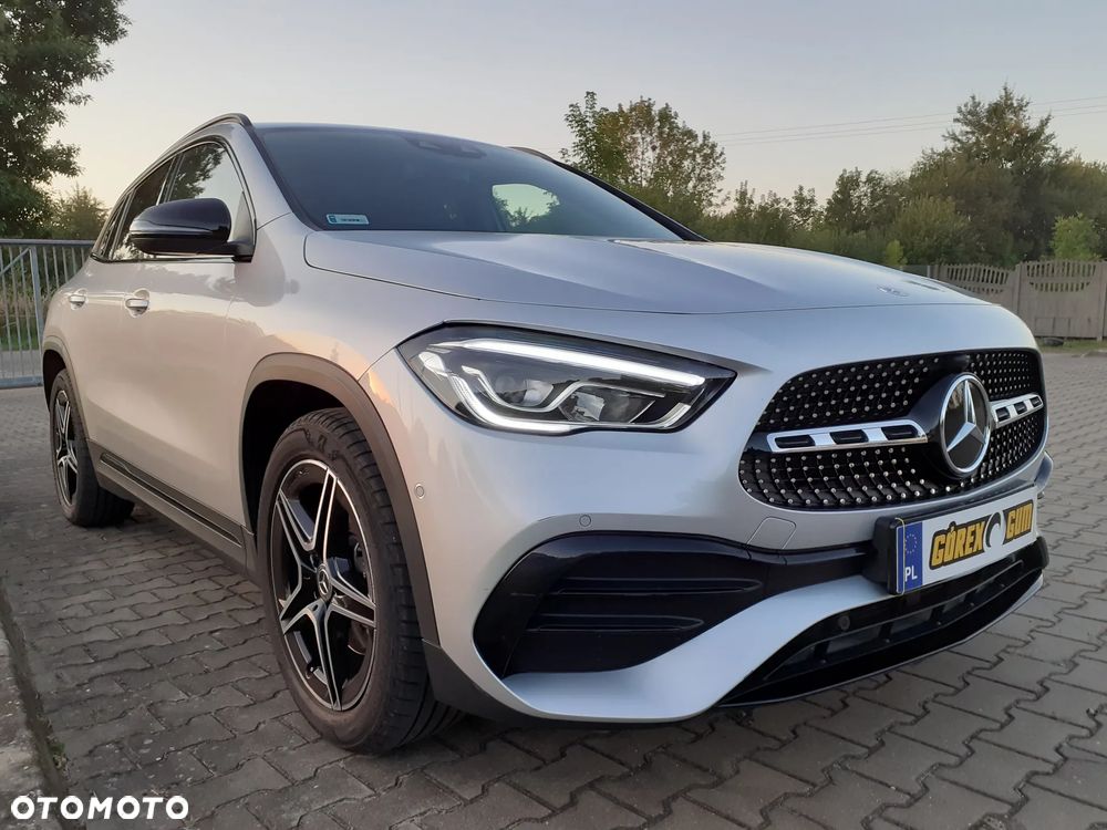 Mercedes-Benz GLA 200 AMG Line - 11